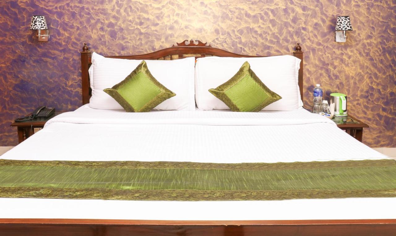 The Baghban Hotel & Resort, Baddi Екстериор снимка