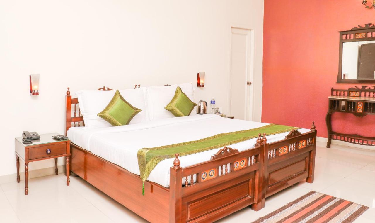 The Baghban Hotel & Resort, Baddi Екстериор снимка