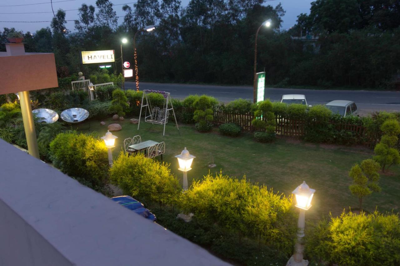 The Baghban Hotel & Resort, Baddi Екстериор снимка